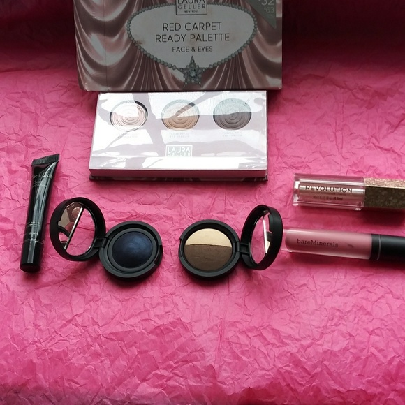 Makeup Bundle - Picture 3 of 7